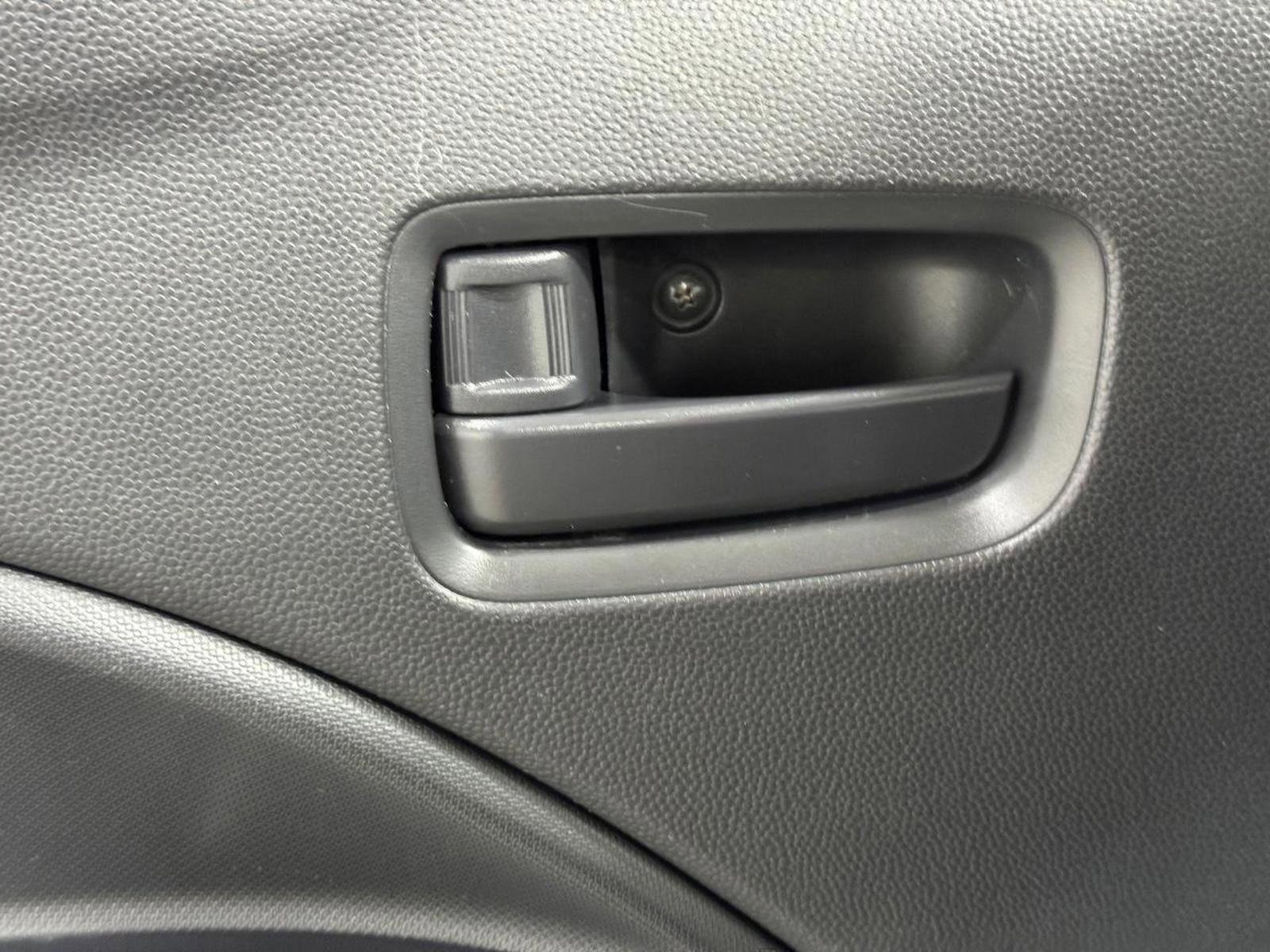 Used 2024 Mitsubishi Mirage ES image 21