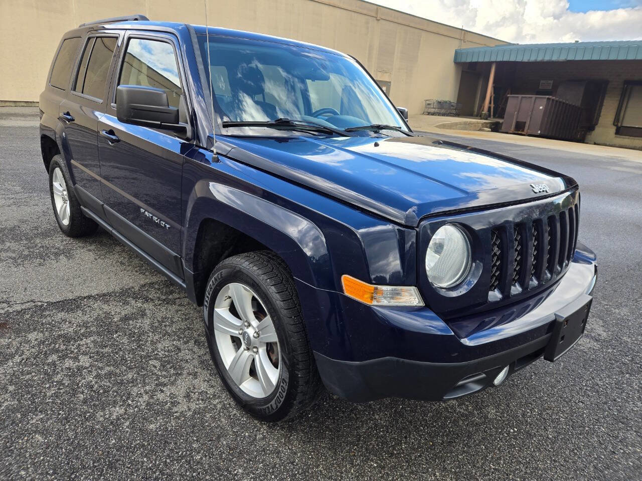 Used 2012 Jeep Patriot Latitude FWD image 13