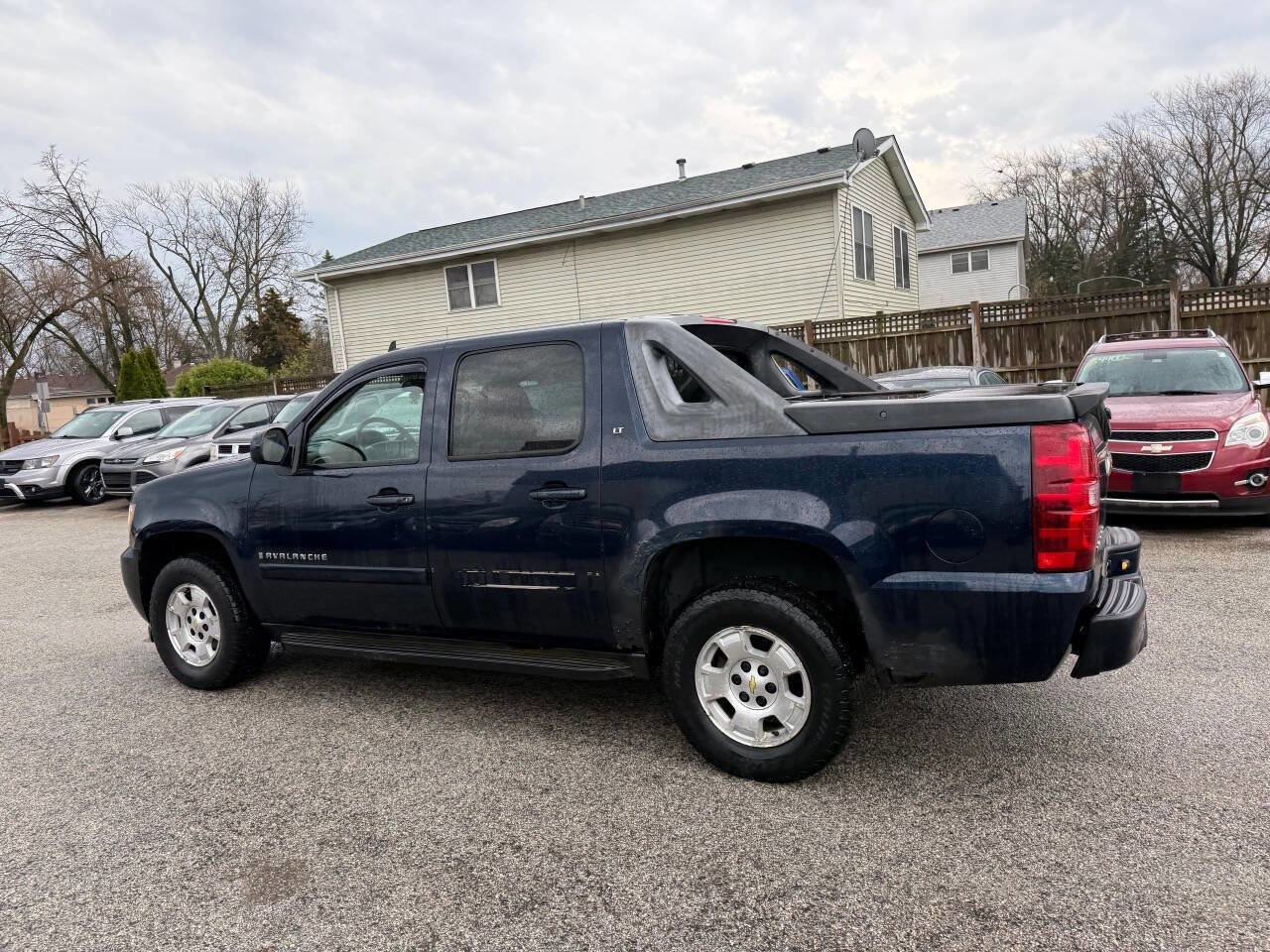 Used 2008 Chevrolet Avalanche LT image 22
