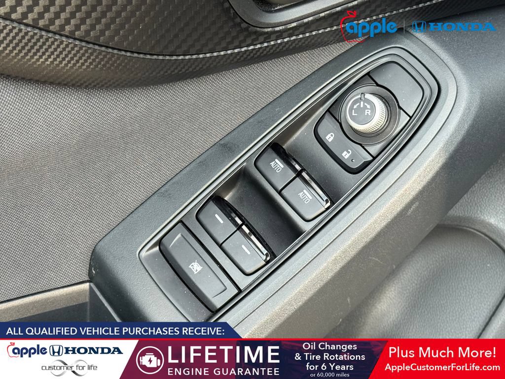 Used 2023 Subaru Crosstrek 2.0i Premium AWD/4WD image 9