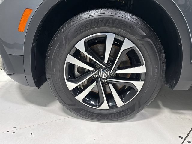 Used 2023 Volkswagen Tiguan S FWD image 6
