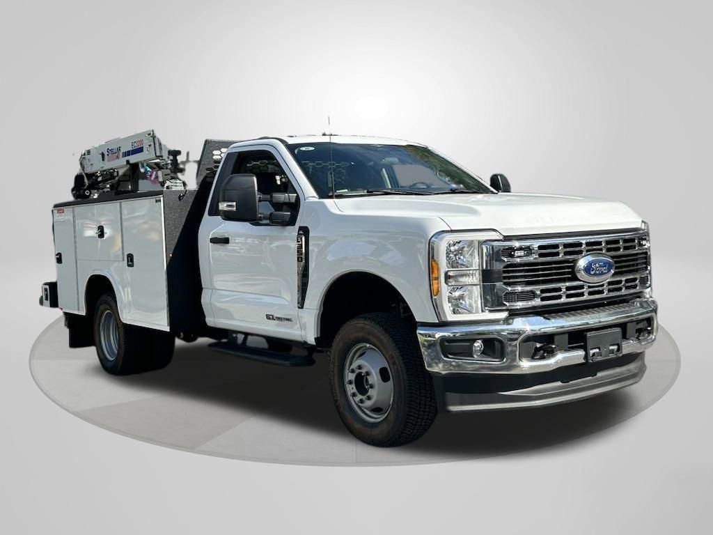 Used 2023 Ford F350 XL w/ Snow Plow Prep Package image 2
