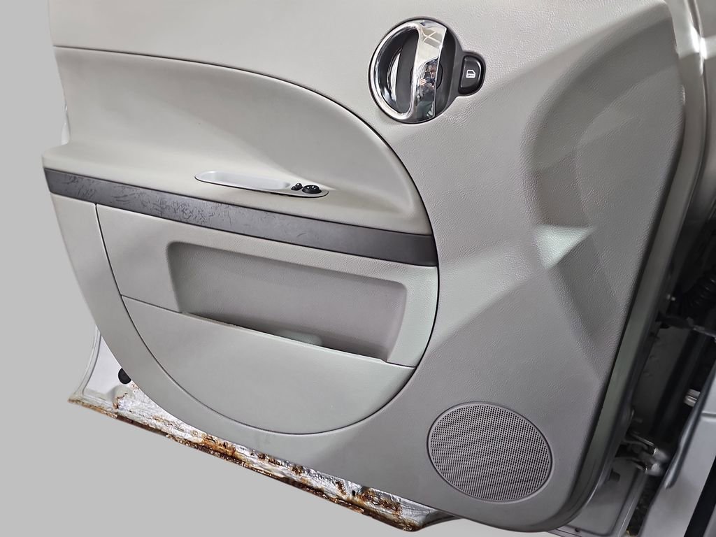 Used 2008 Chevrolet HHR LS image 30