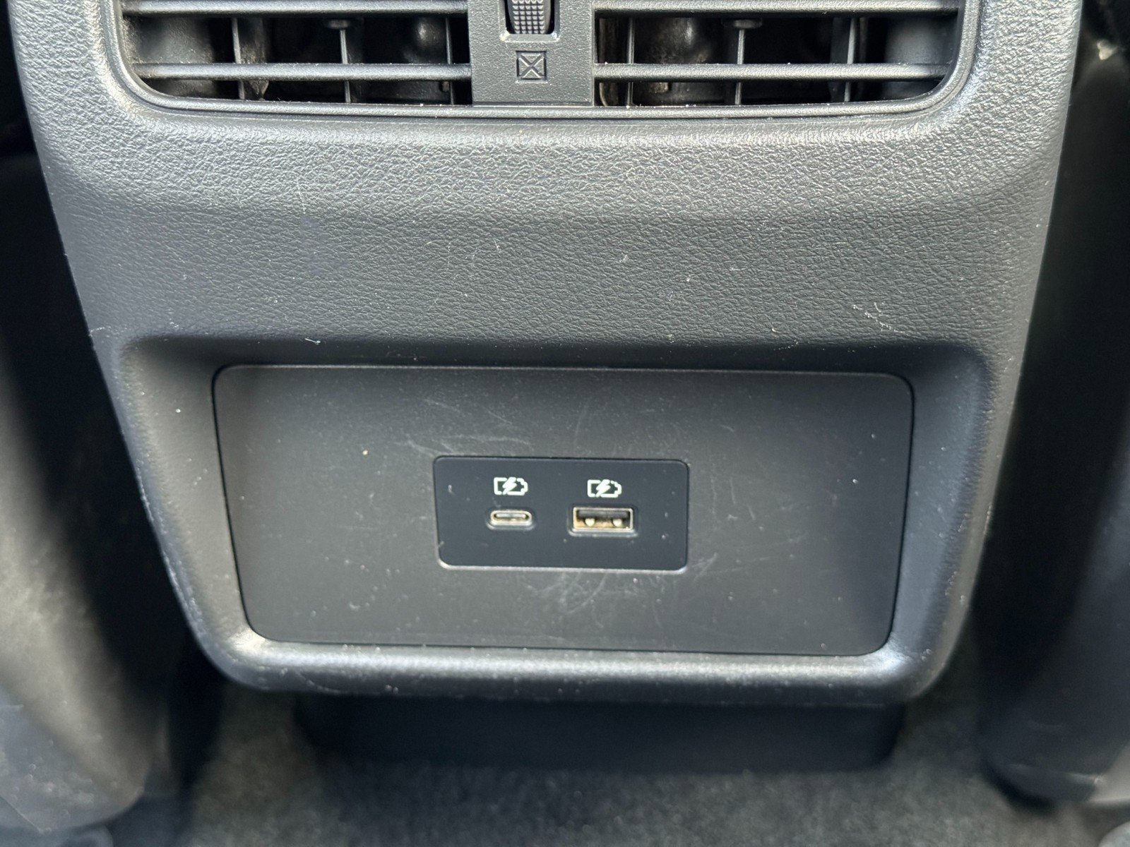 Used 2023 Nissan Rogue SV image 30