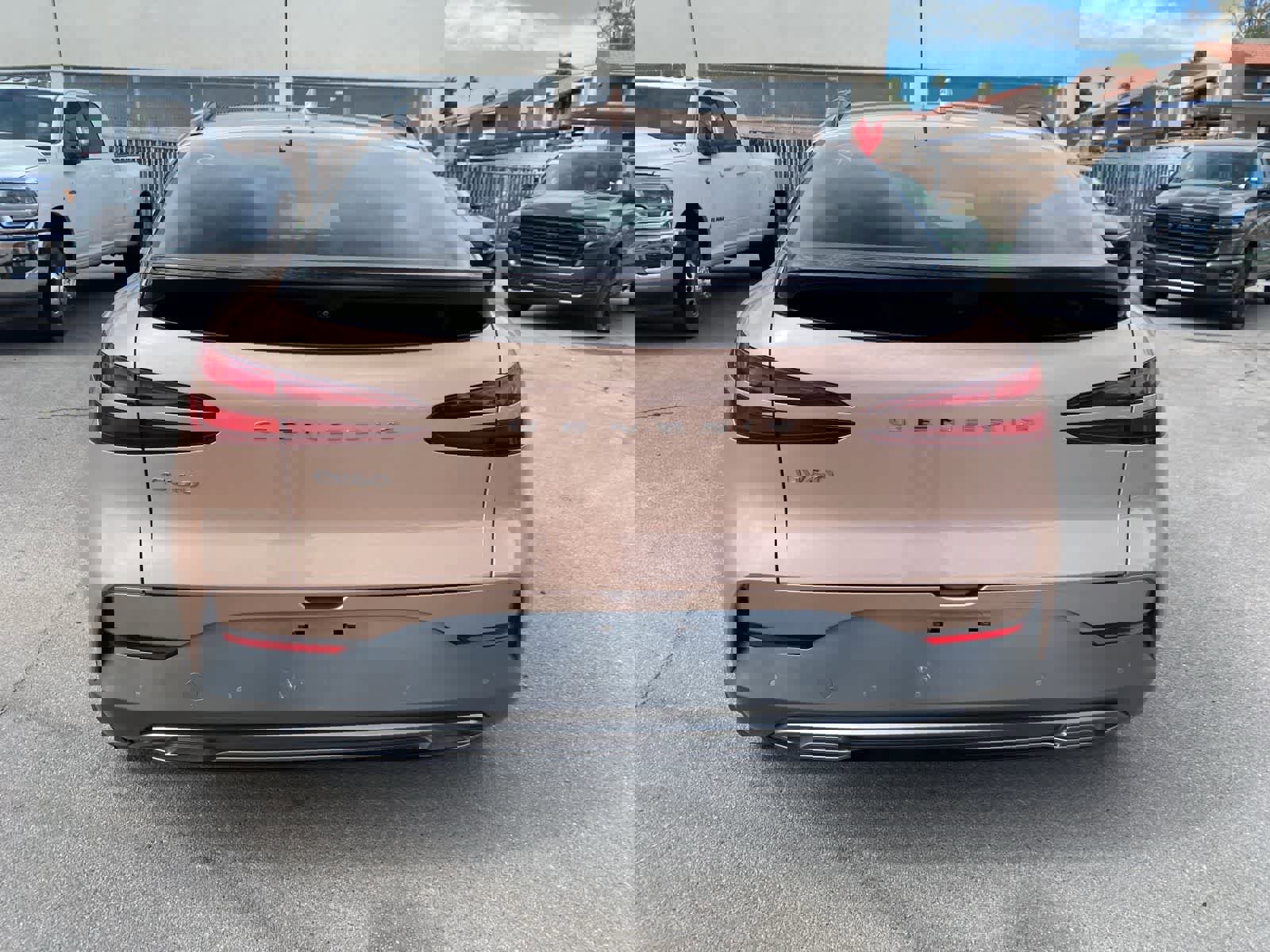 Used 2024 Genesis GV60 Advanced image 7