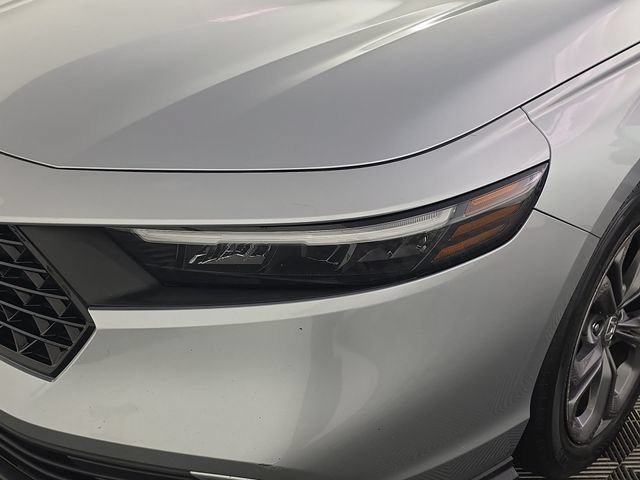 Used 2023 Honda Accord EX image 48