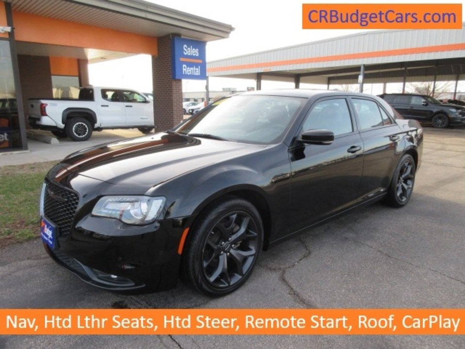 Used 2023 Chrysler 300 S w/ Comfort Group image 1