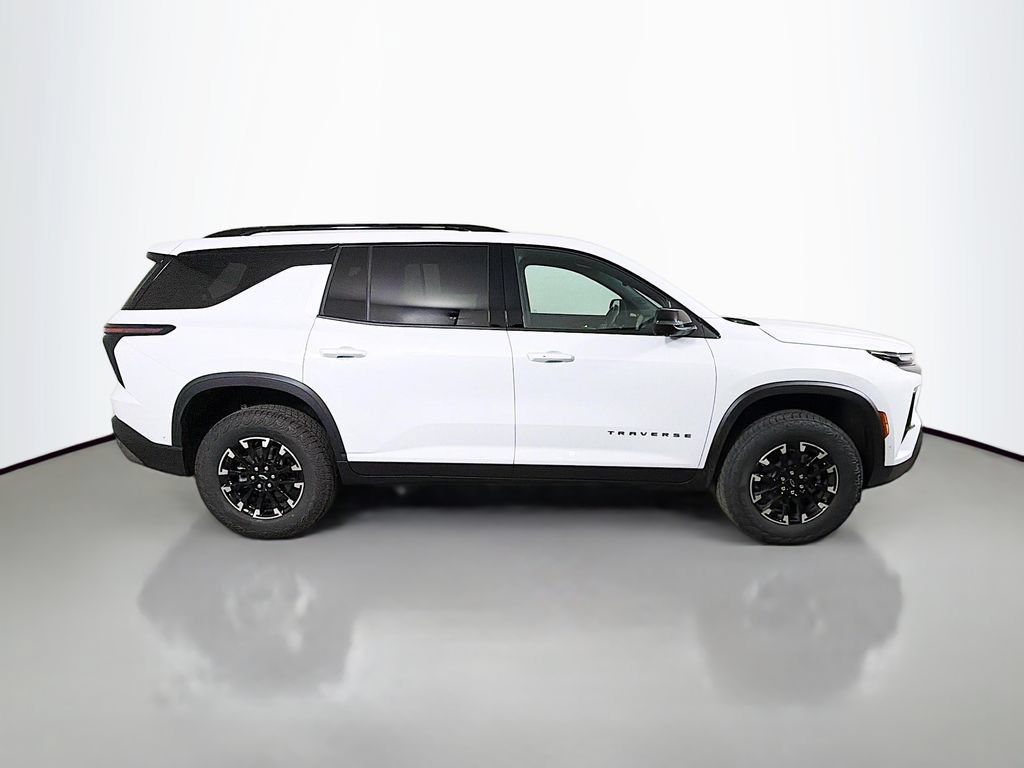 New 2026 Chevrolet Traverse Z71 w/ Enhanced Driving Package AWD/4WD image 4