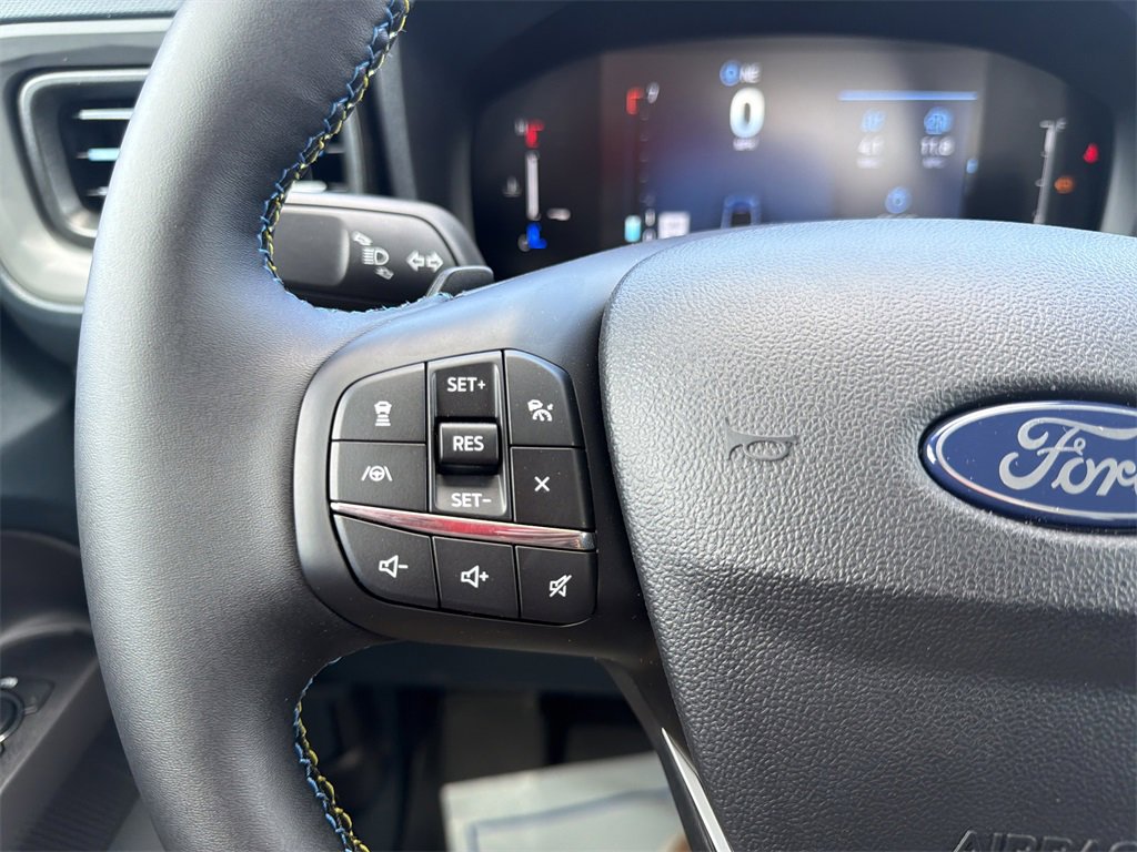 New 2026 Ford Maverick Lobo image 44