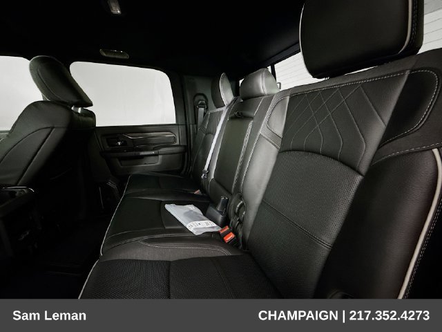 Used 2025 RAM 2500 Limited AWD/4WD image 25