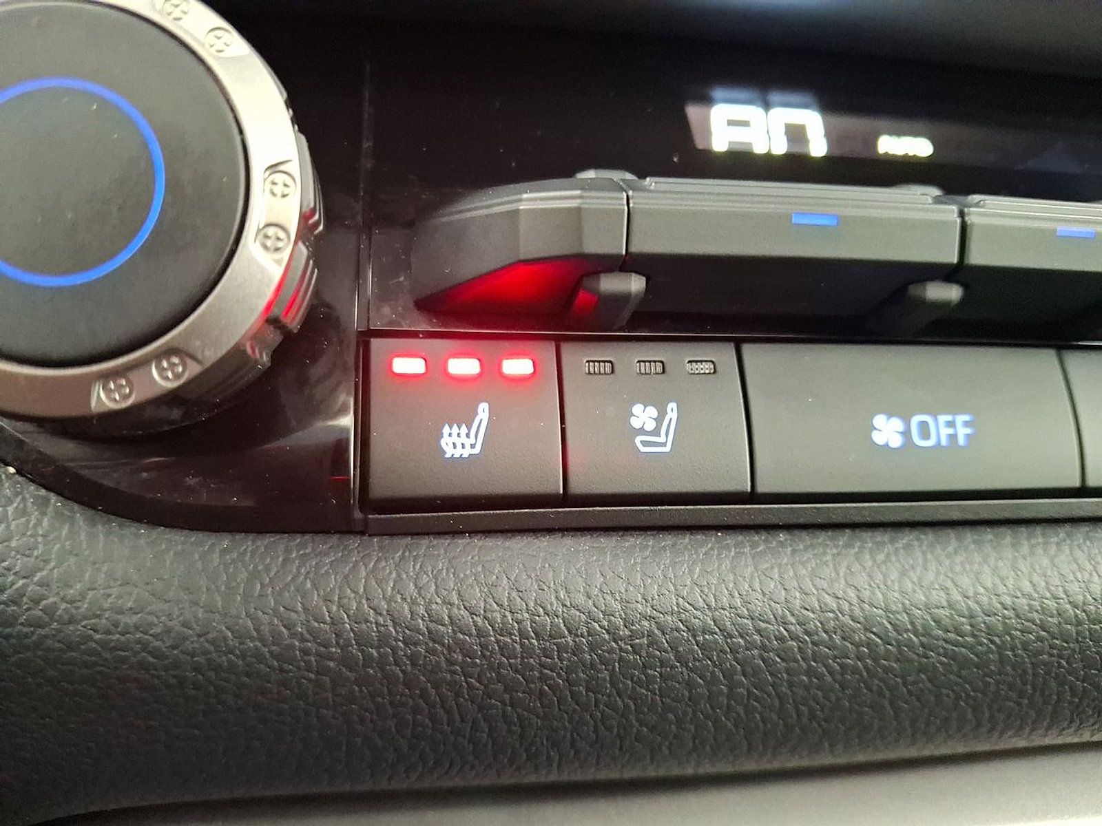 Used 2022 Toyota Tundra Limited image 19