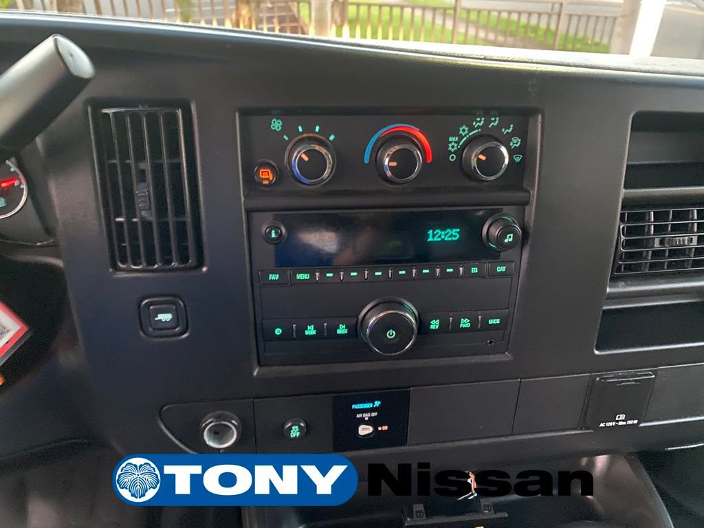 Used 2023 GMC Savana 2500 w/ Driver Convenience Package image 16