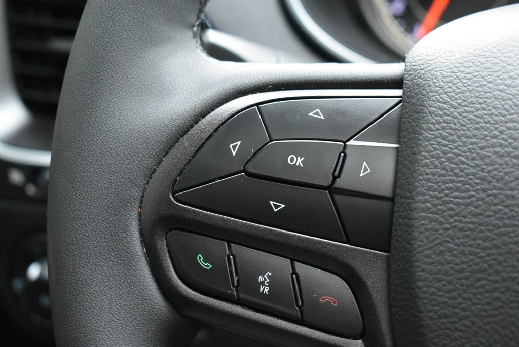 Used 2022 Jeep Cherokee Trailhawk w/ Sun, Sound & Nav Group image 18