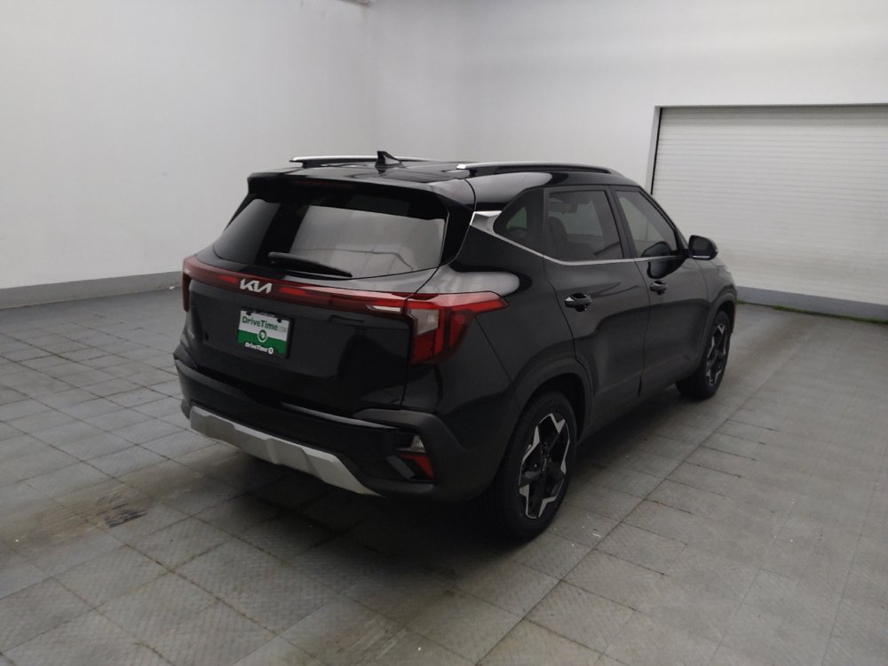Used 2024 Kia Seltos EX FWD image 9