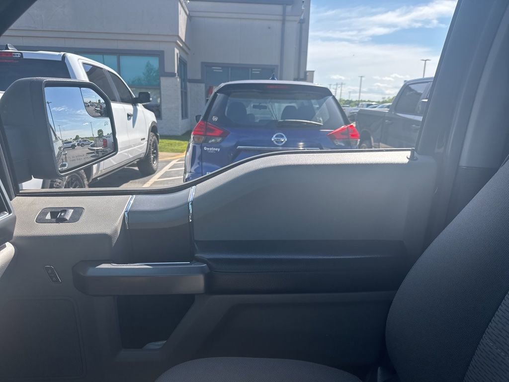 Used 2019 Ford F150 XLT w/ Equipment Group 302A Luxury AWD/4WD image 18