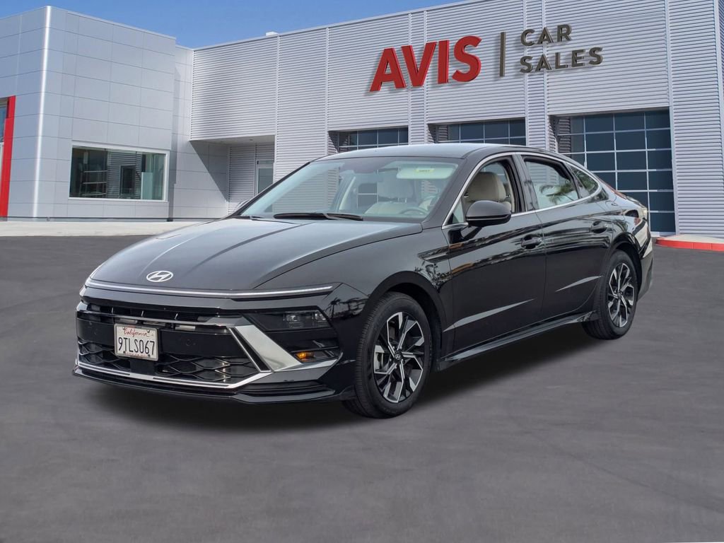 Used 2025 Hyundai Sonata SEL image 1