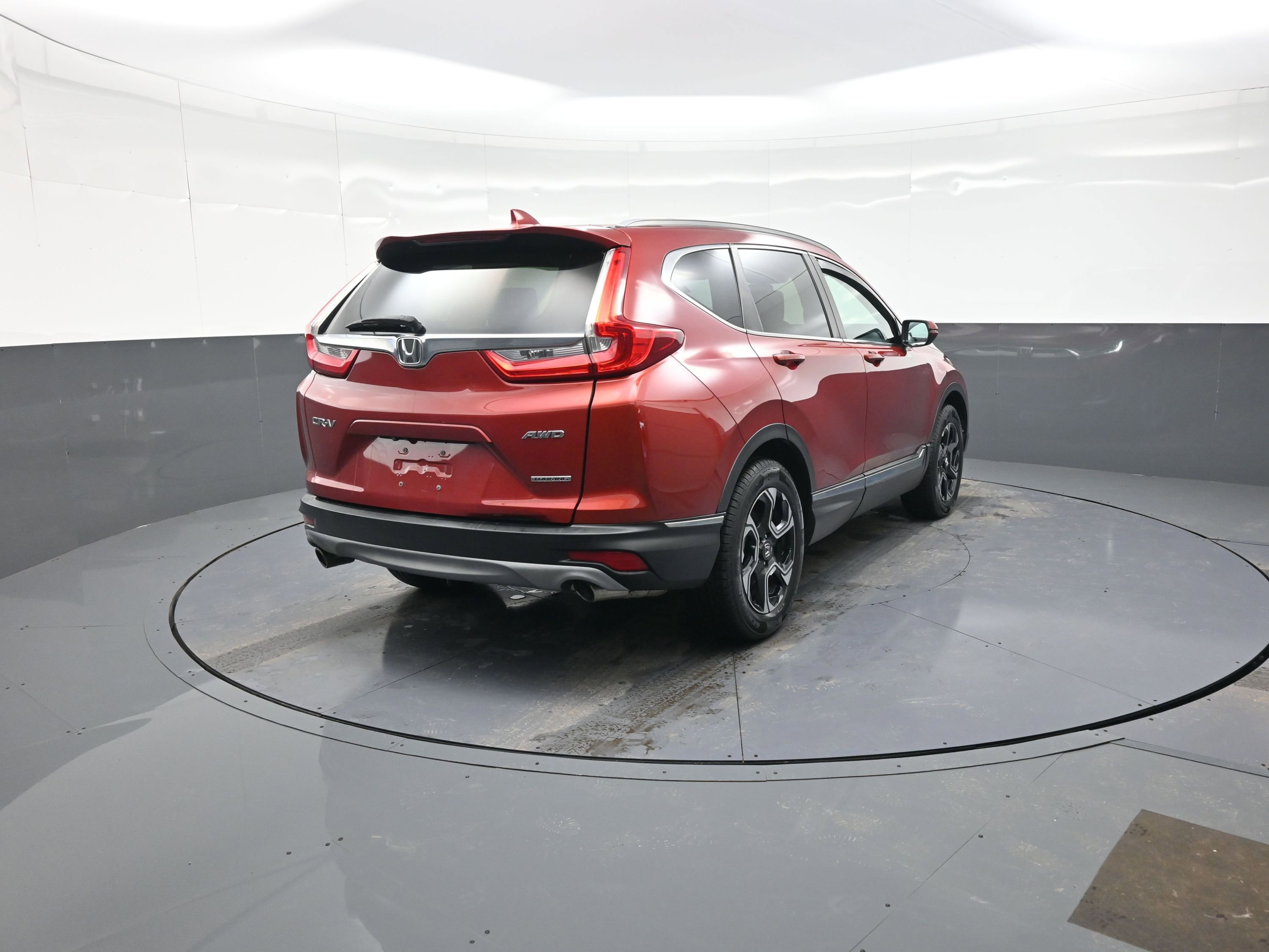 Used 2017 Honda CR-V Touring image 3