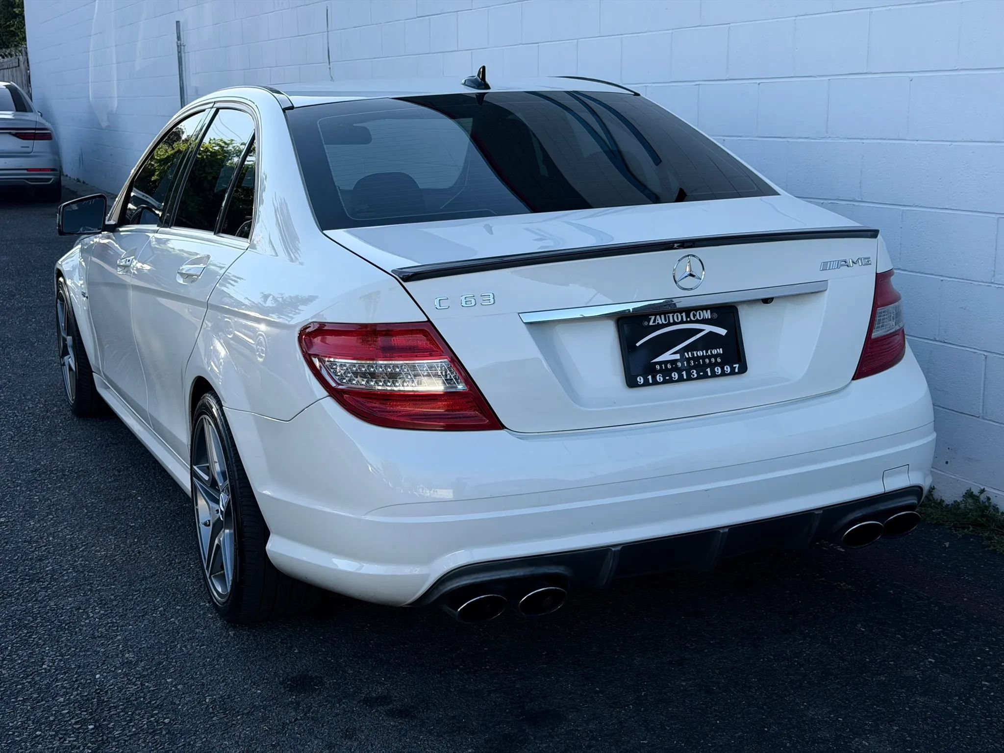 Used 2011 Mercedes-Benz C 63 AMG Sedan image 4