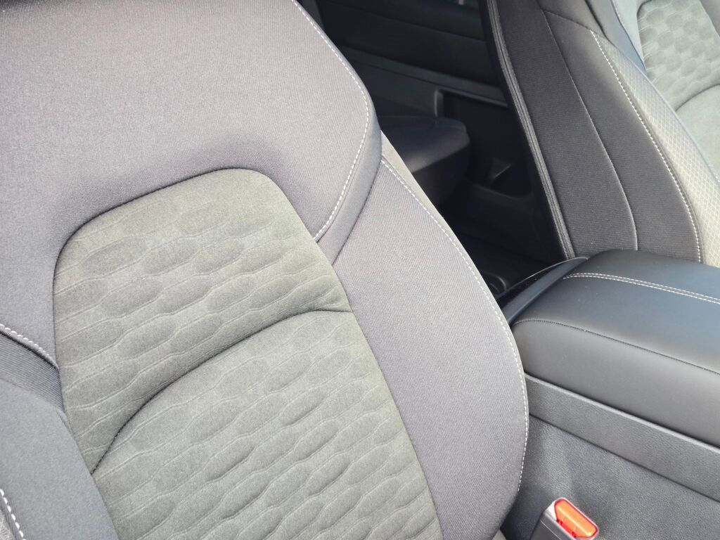 New 2025 Nissan Pathfinder SV w/ Cargo Package image 9