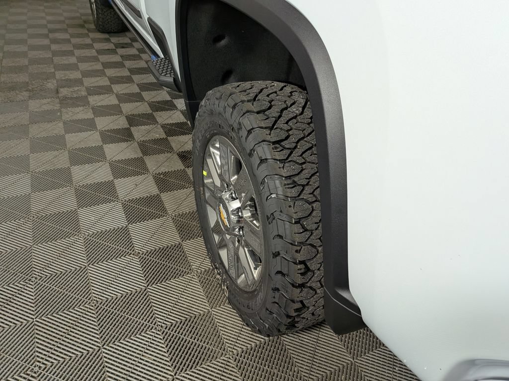 New 2026 Chevrolet Silverado 2500 High Country w/ High Country Premium Package AWD/4WD image 12