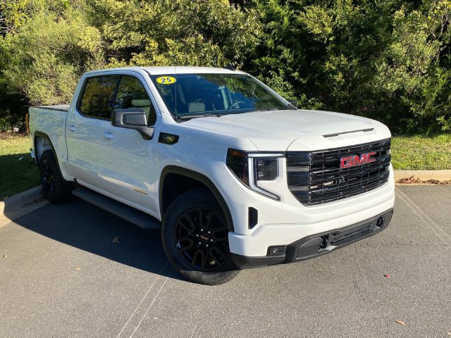 Used 2025 GMC Sierra 1500 Elevation AWD/4WD image 1