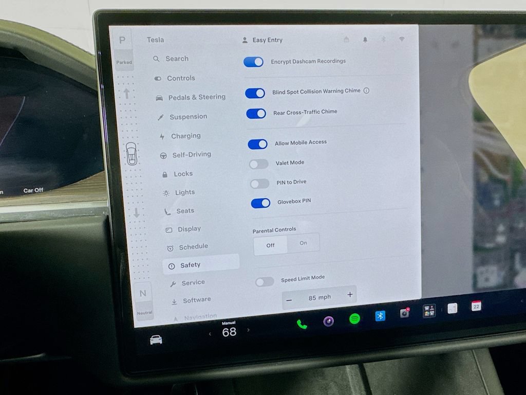 Used 2023 Tesla Model X AWD/4WD image 46
