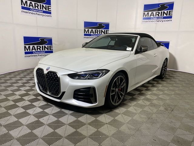 Used 2022 BMW M440i Convertible image 11