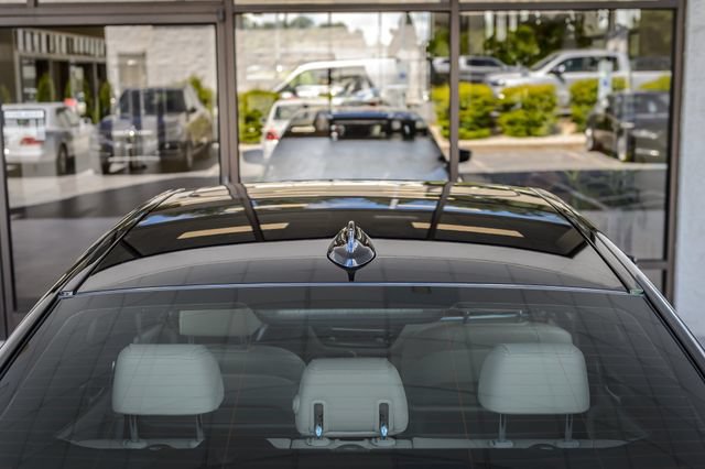 Used 2017 BMW 540i RWD image 10