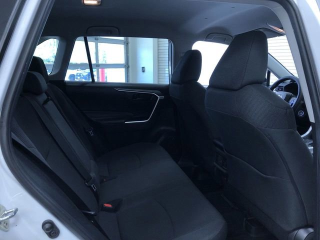 Used 2019 Toyota RAV4 LE w/ Carpet Mat Package AWD/4WD image 22