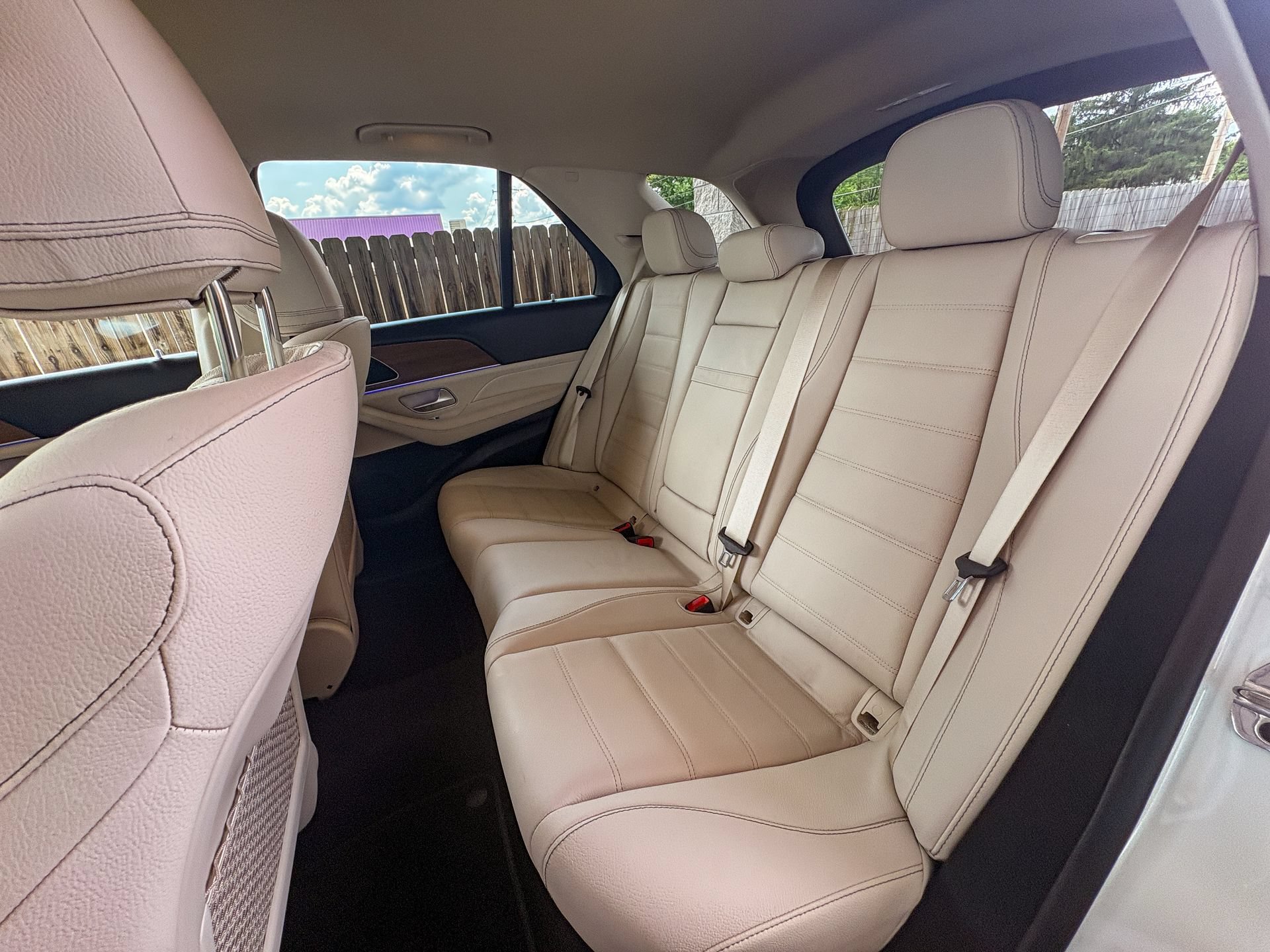 Used 2024 Mercedes-Benz GLE 350 4MATIC image 25