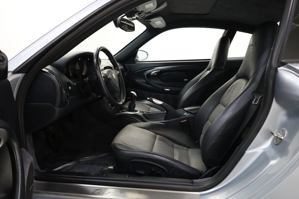 Used 2002 Porsche 911 Turbo AWD/4WD image 64