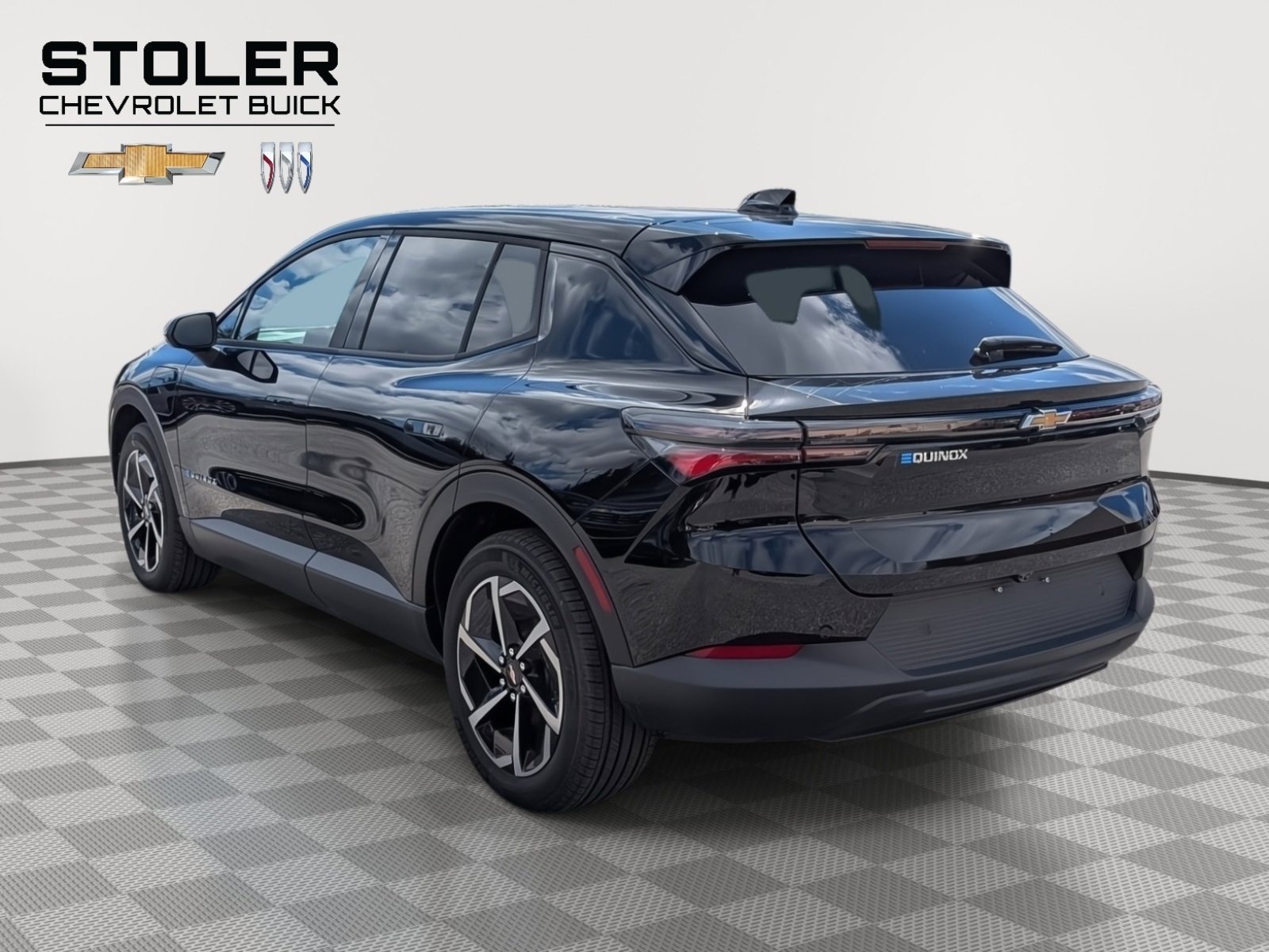 New 2026 Chevrolet Equinox EV LT FWD image 2