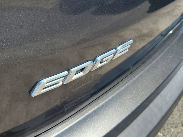 Used 2019 Ford Edge SEL w/ Equipment Group 201A FWD image 9