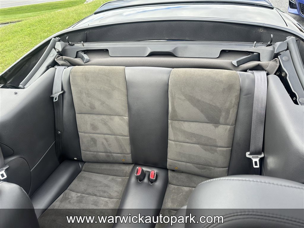 Used 2004 Ford Mustang Cobra RWD image 11