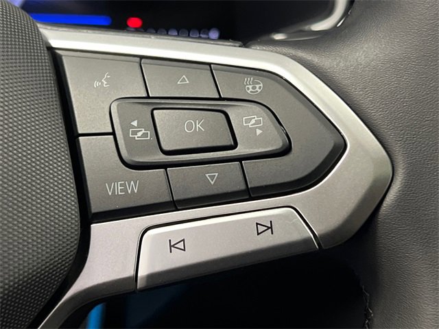 New 2026 Volkswagen Taos SE image 14