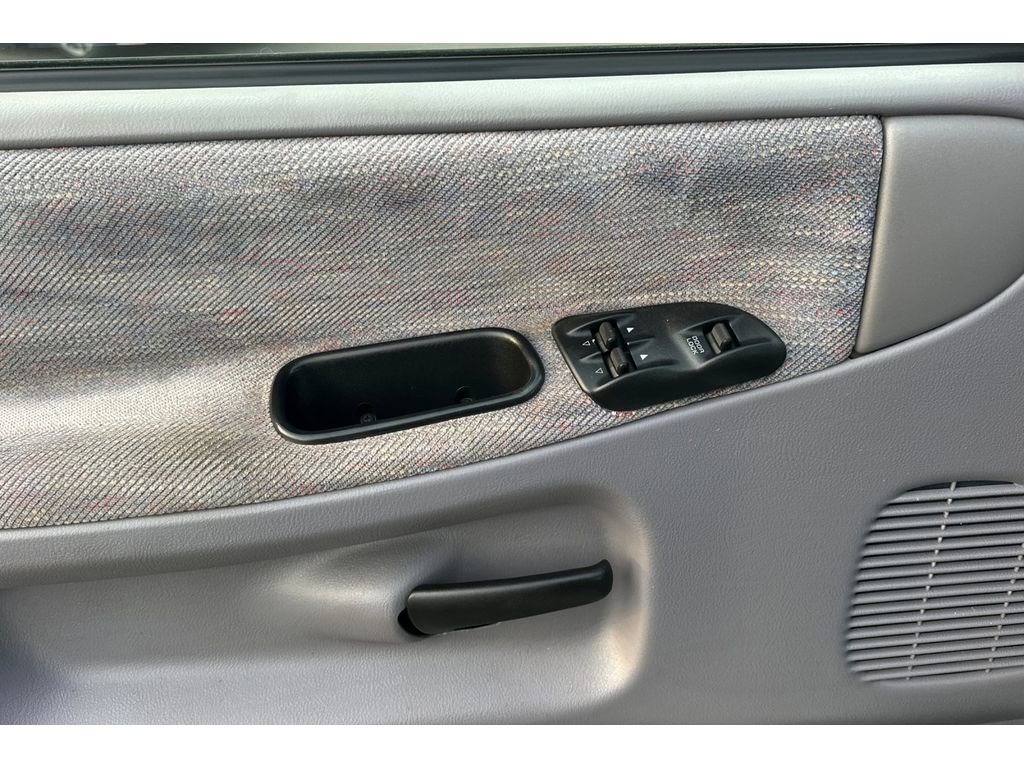 Used 1997 Dodge Ram 2500 Truck ST image 13