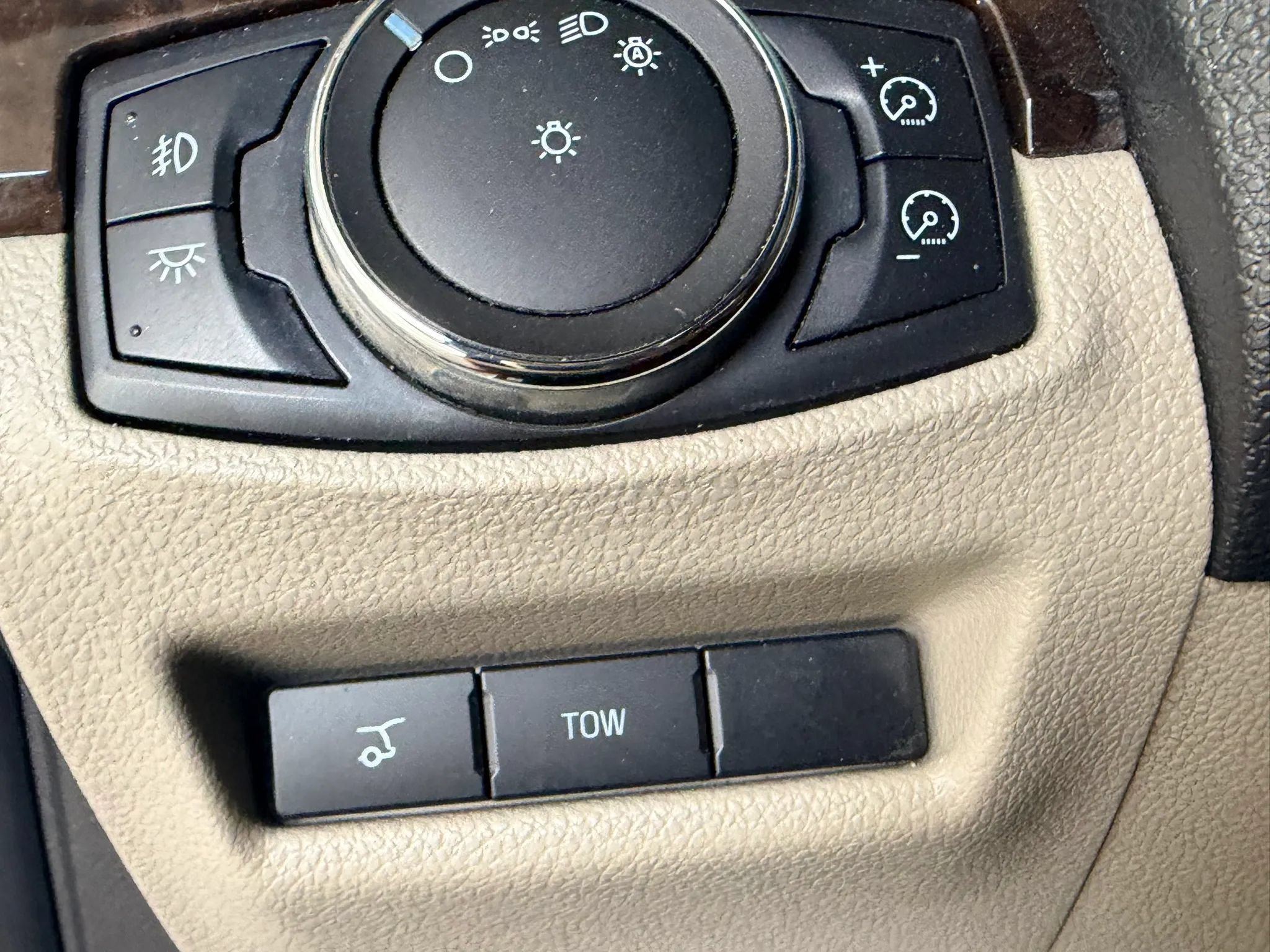 Used 2013 Ford Explorer Limited AWD/4WD image 22