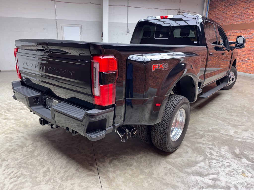 New 2026 Ford F350 Platinum AWD/4WD image 6