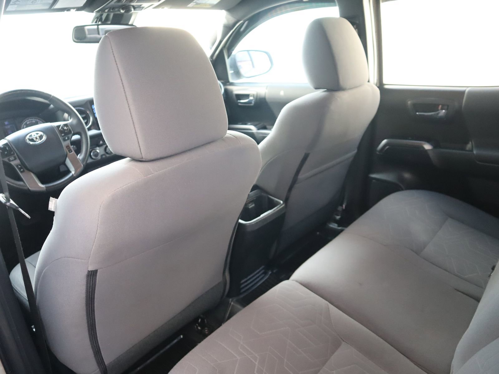 Used 2019 Toyota Tacoma TRD Off-Road w/ Technology Package AWD/4WD image 42