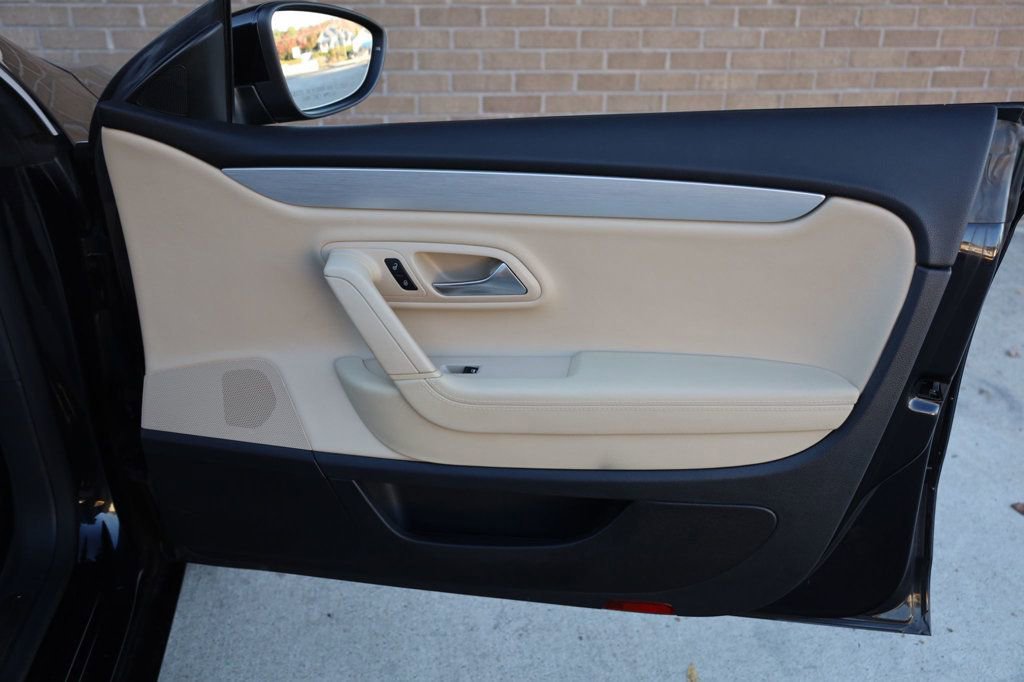 Used 2013 Volkswagen CC R-Line image 25