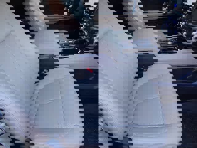 Certified 2023 Ford Expedition XLT image 18