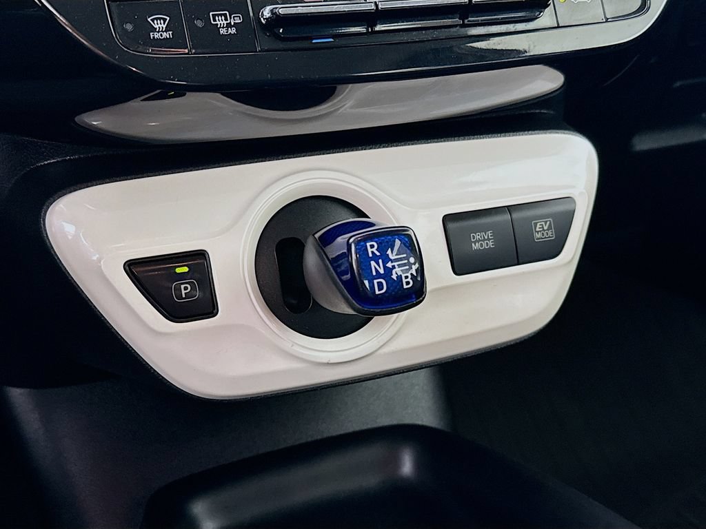 Certified 2016 Toyota Prius Two FWD image 19
