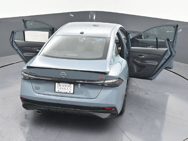 New 2026 Nissan Sentra SR w/ Floor Mat Package FWD image 46