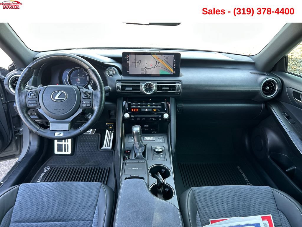 Used 2022 Lexus IS 500 RWD image 12