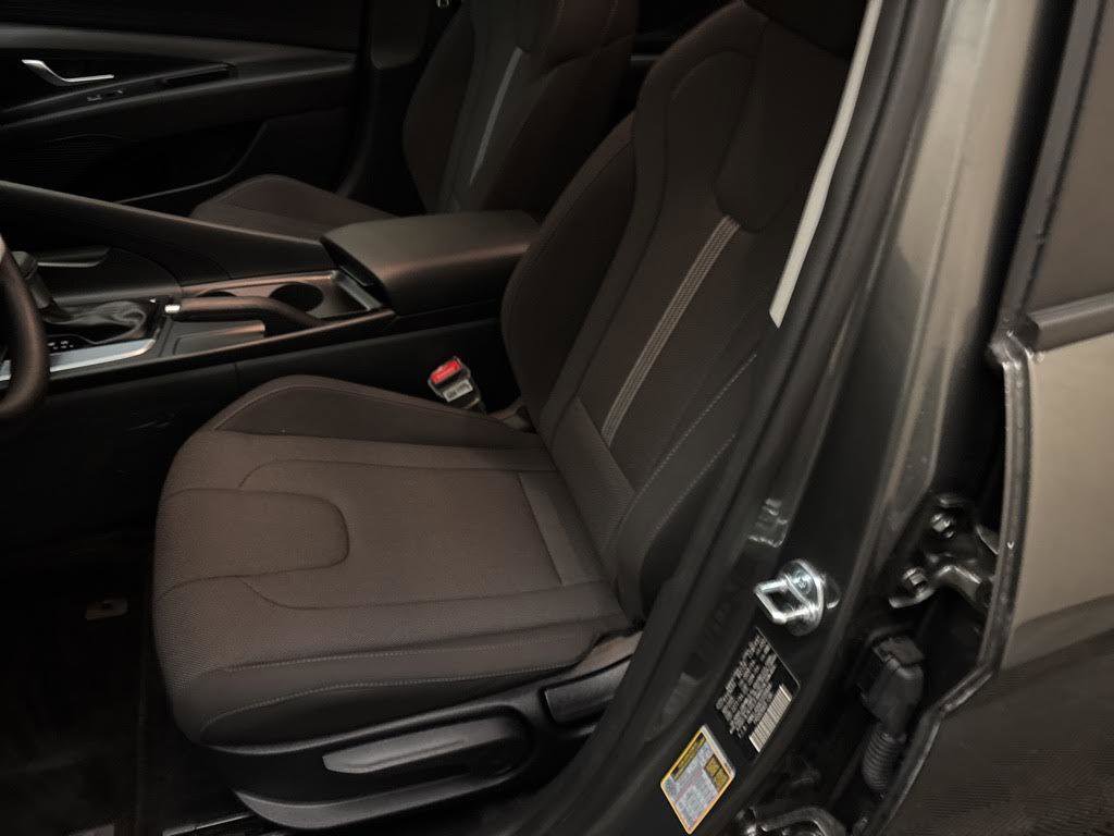 New 2026 Hyundai Elantra SE FWD image 10