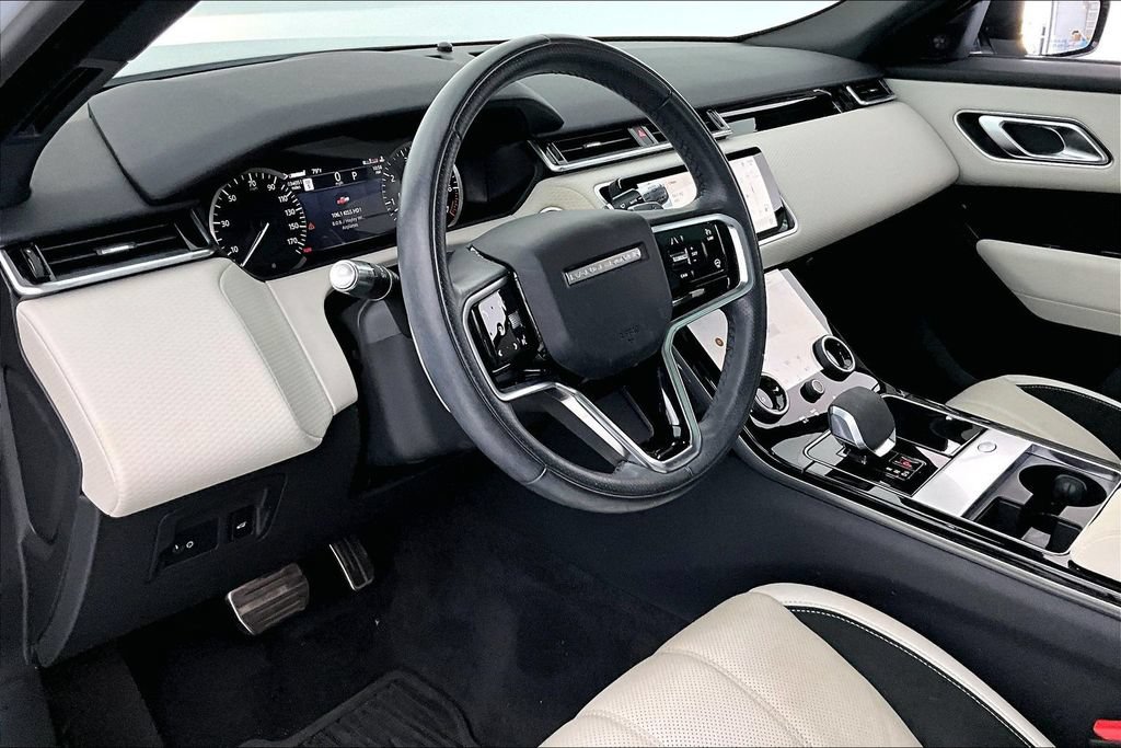 Used 2022 Land Rover Range Rover Velar R-Dynamic S AWD/4WD image 15
