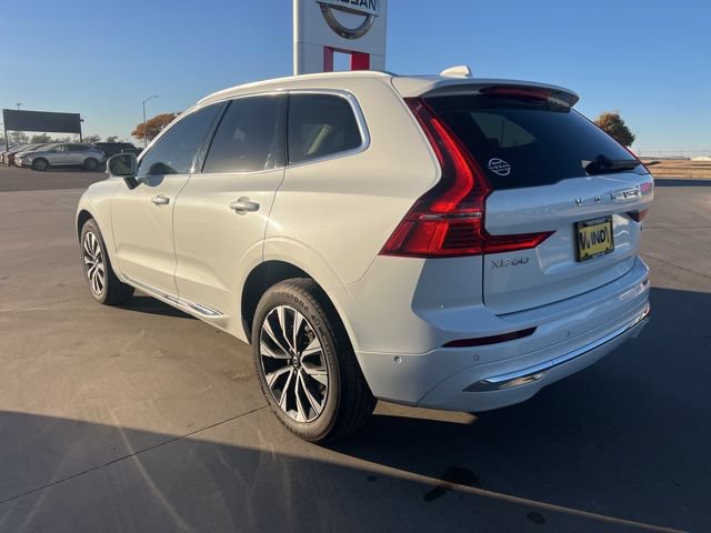 Used 2023 Volvo XC60 B5 Plus AWD/4WD image 5