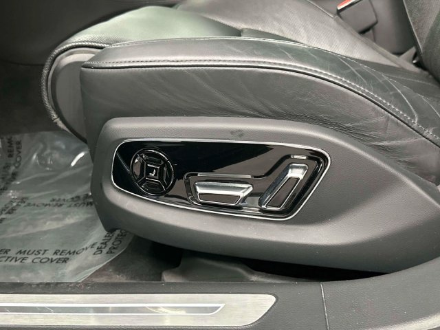Used 2019 Audi A8 L 3.0T w/ Executive Package AWD/4WD image 28