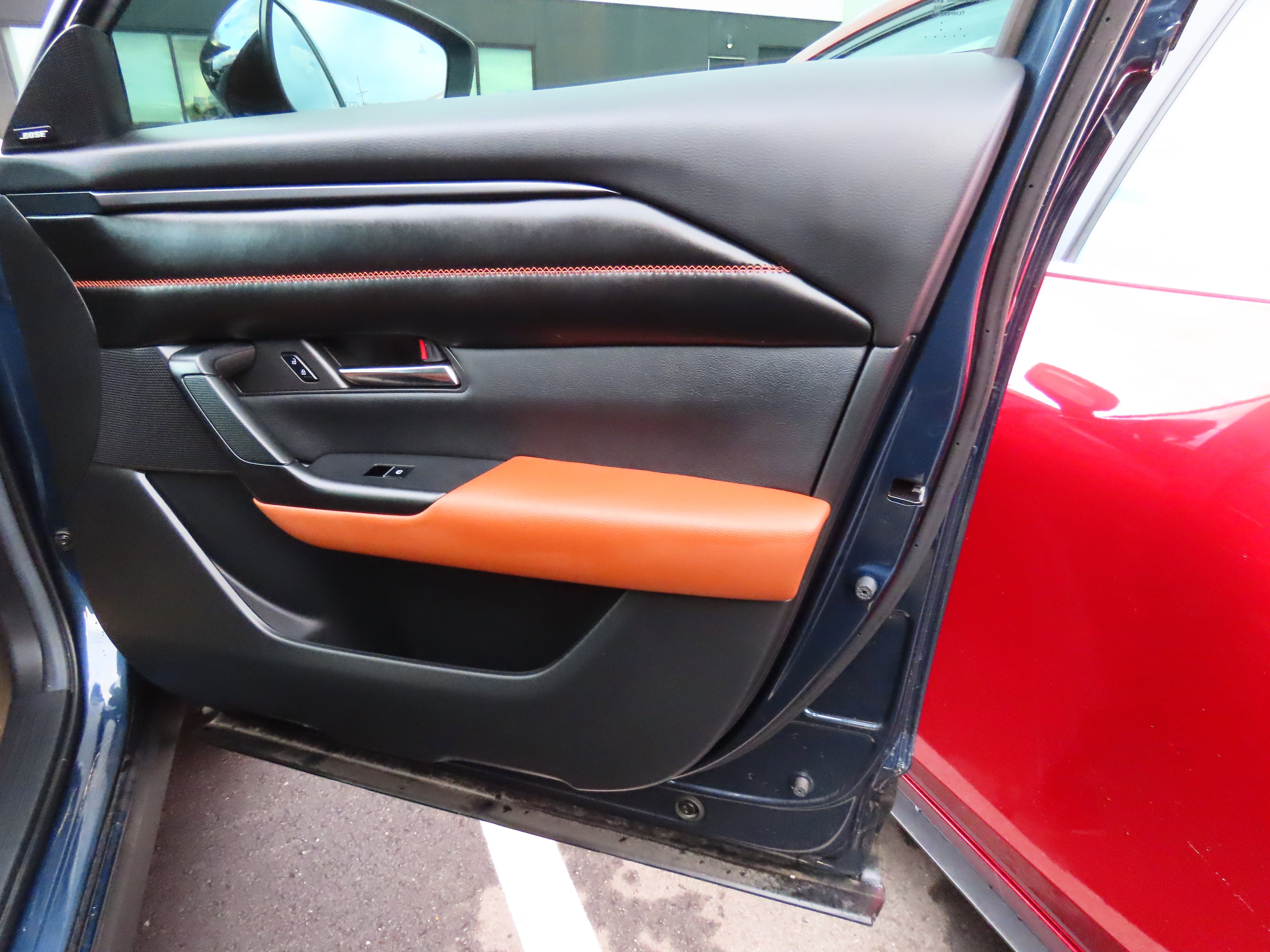 Used 2024 MAZDA CX-50 2.5 Turbo w/ Premium Plus Pkg image 6