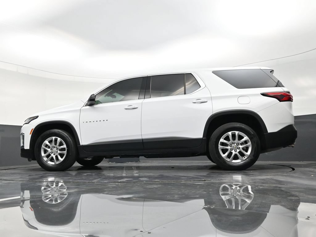 Used 2023 Chevrolet Traverse LS FWD image 20